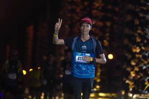 BIB: 411
                            <button type="button" onclick="openModal(18287991)" class="btn btn-primary btn-sm float-right btn-popup" data-toggle="modal" data-target=".modal-high-quality">
                        <i class="fas fa-shopping-cart"></i> Add to Cart
                    </button>
                                            <button type="button" onclick="isThisMe(18287991, true)" class="btn btn-success btn-sm float-right btn-popup btn-isme hidden" data-toggle="tooltip" data-placement="bottom" title="นี่คือรูปของคุณใช่ไหม คลิกที่นี่เพื่อเอาเข้าอัลบั้ม">
                        <i class="fas fa-plus"></i> Add to album
                    </button>
                    <button type="button" onclick="isThisMe(18287991, false)" class="btn btn-warning btn-sm float-right btn-popup btn-isnotme hidden">
                        <i class="fas fa-ban"></i> Remove from album
                    </button>